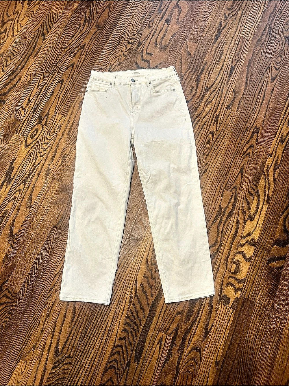 Old Navy High-Waisted Straight Leg Jeans Straight Leg Jeans in cream